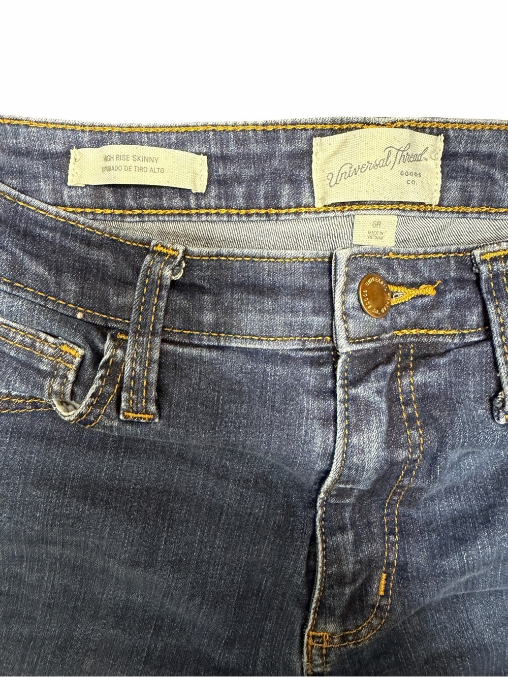 Universal Thread Skinny Jeans in Mid Blue - Picture 2 of 7
